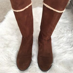 Tommy Hilfiger suede boots